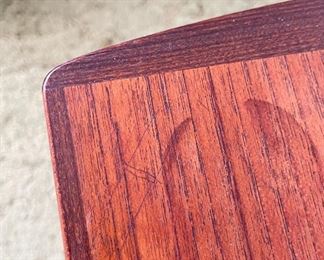 As-Is Vintage MCM Walnut Nesting Tables Large: 19.5x26x15in HxWxD