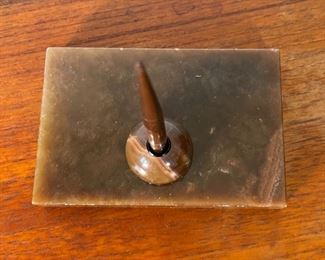 Sheaffer’s Desk Fountain Pen Set Brown Stone Sheaffers 7 x 7 x 4.5in HxWxD