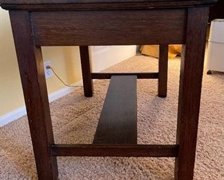 Antique Arts & Crafts Mission Oak Desk Library Table w/ Flip Top Inkwell 28.75 x 39 x 25.75in HxWxD