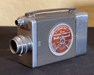 Bell & Howell Model 200 16mm Film Magazine Camera Box: 3x9x7in HxWxD