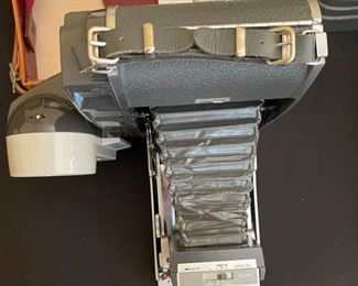 Polaroid 900 Electric Eye Land Camera Case: 4x12x11in HxWxD