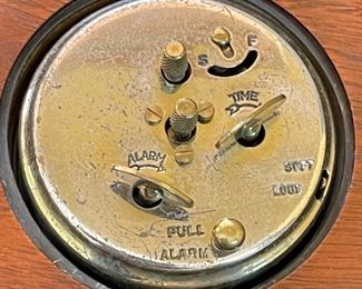 Seth Thomas Vintage Alarm Clock DEFT-3 3.75x4.25x2in HxWxD