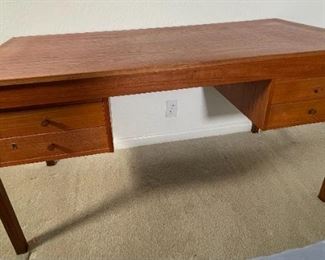 Vintage MCM Teak Domino Mobler Danish Modern Desk 28 x 23.5 x 53in HxWxD