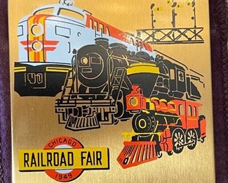 1949 Chicago Railroad Fair Compact Elgin American Souvenir 3x2.75in HxWxD