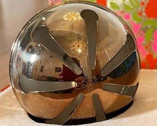 Wallace Silversmiths Ornament 1981 Sleigh Bell Silver Plated Box: 3x3.75x3.75in HxWxD