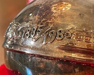 Wallace Silversmiths Ornament 1985 Sleigh Bell Silver Plated Box: 3x3.75x3.75in HxWxD