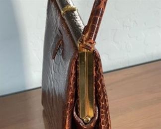 Vintage Lucille De Paris Alligator Purse Handbag 8.5x9.5x2.75in HxWxD