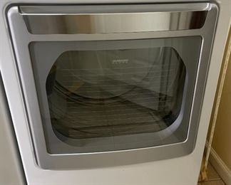 LG 7.3 cu.ft. Ultra Large High Efficiency Steam Dryer w/ SteamSanitary DLEX5680W Dryer 44 x 27 x 28in HxWxD