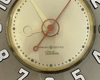 1950s GE Telechron Gossamer Clock Model 2h100 6.57.5x2.5in HxWxD
