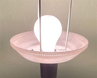 MCM Gerald Thurston Lightolier Table Lamp #1 22 x 14in diameter