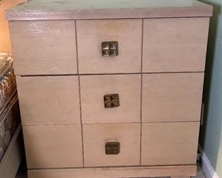 1950s Merton L Gershun Albert Furniture Gray Walnut 3 Drawer Dresser 32 x 30.5 x 21.25in HxWxD