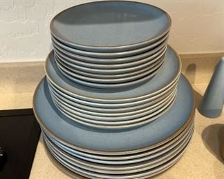 56pc 1960s Vintage Metlox Poppytrail California Tempo Blue Poppy Trail Dinnerware 56+pieces