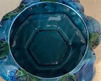 Vintage Inarco ,Mood Indigo, Blue Majolica Fruit jars/Cookie Jars Candy Dish with Lid. Set Of 3 Largest jar 9 inches tall 8.5 inches diameter smallest jar 4.5 inches tall 5 inches diameter