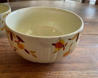 VINTAGE HALL POTTERY AUTUMN LEAF JEWEL 3 BOWL SET