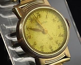 Vintage Wittnauer 10k Rolled Gold Watch 15 Jewels Case: 32x24mm