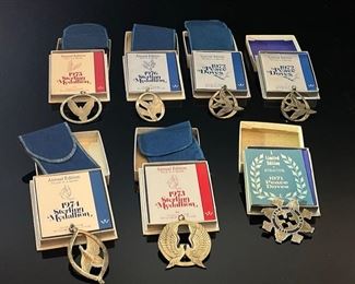 7 Wallace Sterling Silver Medallion Christmas Ornaments Approx 2.5x2.5in