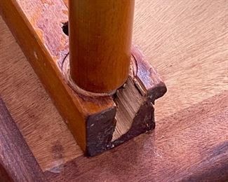 As-Is Vintage MCM Walnut Nesting Tables	Large: 19.5x26x15in	HxWxD
