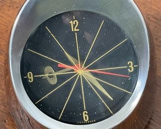 Vintage MCM Jefferson 500 Chrome Bullet Clock  580-221	4.5 x 4.5in diameter	
