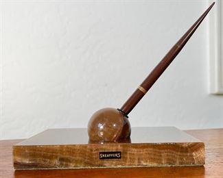 Sheaffer’s Desk Fountain Pen Set Brown Stone Sheaffers	7 x 7 x 4.5in	HxWxD
