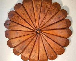 Huge Wood Wall Sculpture Rustic Daisy	36in Diameter	

