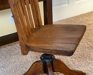 AS-IS Antique Oak Office Chair	34 x 17 x 22in	HxWxD
