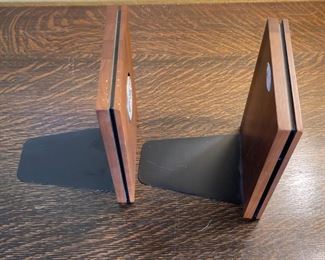 3pc Chrysler Plymouth Millionaires Club Bookends & Memo Holder Desk Set Black Walnut	6.5 x 5 x 5.5in	HxWxD
