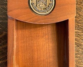 3pc Chrysler Plymouth Millionaires Club Bookends & Memo Holder Desk Set Black Walnut	6.5 x 5 x 5.5in	HxWxD
