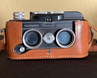 View-Master Personal Stereo Camera Viewmaster Vintage	4x7x2.5in	HxWxD
