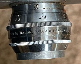 Bell & Howell Model 200 16mm Film Magazine Camera	Box: 3x9x7in	HxWxD
