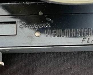 Sawyers Viewmaster Personal Flash in Original Box View-Master	3.5x7x7in	HxWxD
