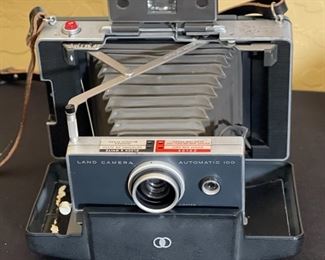 Polaroid Automatic 100 Land Camera	2.5x8x5in	HxWxD
