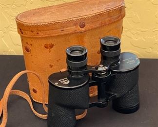 Emilia 7x35 Binoculars	6 x 7.5 x 3.5in	HxWxD
