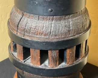 Vintage Rustic Wagon Wheel Hub Lamp Western	25 x 12.5in  diameter	
