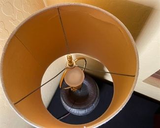 Vintage Rustic Wagon Wheel Hub Lamp Western	25 x 12.5in  diameter	
