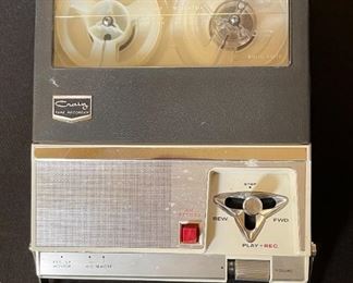 Craig Model 212 Vintage Open Reel Tape Deck Reel-To-Reel	3 x 8.5 x 11in	HxWxD
