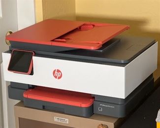 HP OfficeJet Pro 8035 All in One Printer	9.5 x 18 x 14.5in	HxWxD
