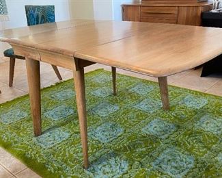 Vintage MCM Carl Bissman Solid Walnut Dining Table w/4 Chairs Mid Century Modern	Table: 29x42x28-72-82-92in	HxWxD

