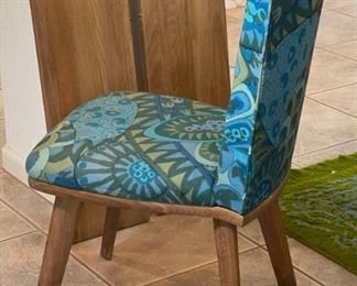 Vintage MCM Carl Bissman Solid Walnut Dining Table w/4 Chairs Mid Century Modern	Table: 29x42x28-72-82-92in	HxWxD
