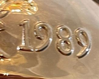 Wallace Silversmiths Ornament 1989 Sleigh Bell Silver Plated	Box: 3x3.75x3.75in	HxWxD
