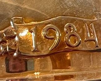 Wallace Silversmiths Ornament 1984 Sleigh Bell Silver Plated	Box: 3x3.75x3.75in	HxWxD
