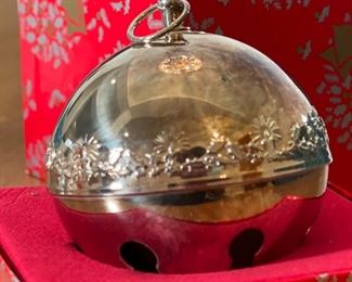 Wallace Silversmiths Ornament 1980 Sleigh Bell Silver Plated	Box: 3x3.75x3.75in	HxWxD

