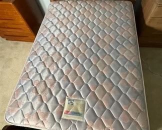 Vintage MCM Carl Bissman Solid Walnut Full Bed with Mattress	37x57x80<BR> mattress: 73x53in	
