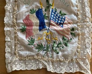 Antique WWI Souvenir de  France Sweetheart Handkerchief	12x11.5in	
