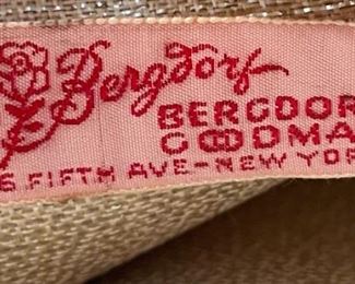 Vintage Bergdorf Goodman  Silver Purse Handbag	5.5x8.25x.5in	HxWxD
