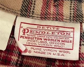 Pendleton Petite Wool Long Skirt Brown/Black/Red	SZ: 4<BR>27.5in Long	
