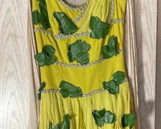 1950-60s Vintage Broadway Costume Eaves Costume  Co.	Unmarked size, petite	
