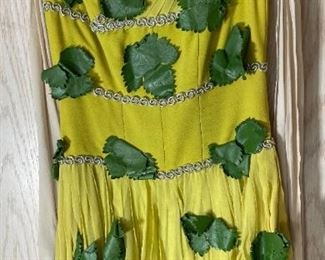 1950-60s Vintage Broadway Costume Eaves Costume  Co.	Unmarked size, petite	
