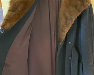 1950s Cricket West Fur Collar Coat	Unmarked Fits like Small	
