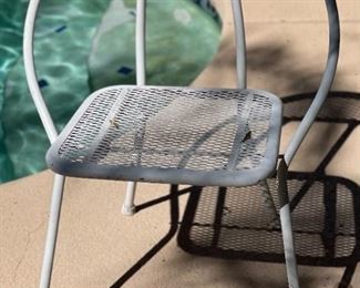 MCM Salterini Rid Jid  Folding Patio Set Table & 3 chairs	Chair: 3x23x21in	HxWxD
