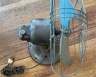 Antique GE Vortalex Fan FM10V1	17x13x9in	HxWxD
